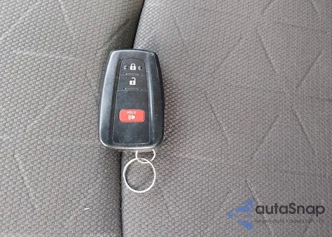 2022 Toyota Rav4 Hybrid Xle из США, поврежденный, VIN 4T3RWRFV1NU073913